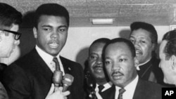 Muhammed Ali Martin Luther Kings Jr.'la