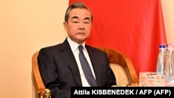 Wang Yi, Çin Dışişleri Bakanlığı görevine getirildi.