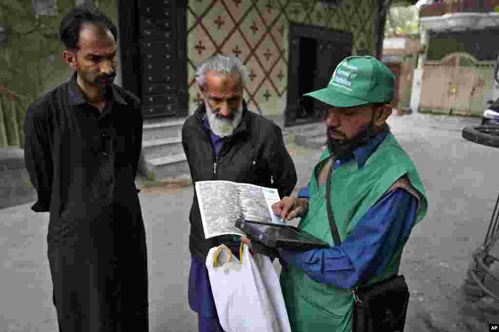 ملک بھر میں کی جانے والی اس مشق کے لیے ایک لاکھ 26 ہزار شمار کنندگان کی خدمات حاصل کی گئی ہیں۔