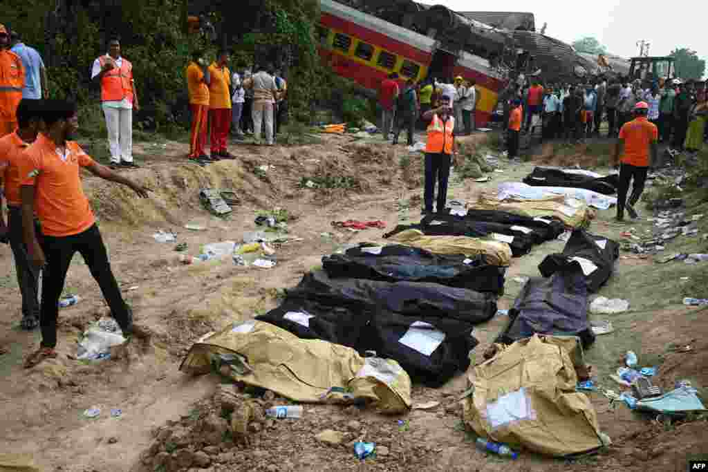 INDIA-ACCIDENT-RAIL