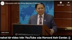 Ông Phạm Minh Chính phát biểu tại Harvard Ash Center.