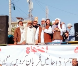 مدینہ مسجد کو مسمار کرنے کے عدالتی حکم کے خلاف جے یو آئی (ف) سراپا احتجاج ہے۔