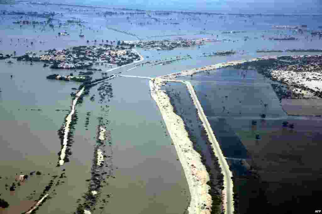 PAKISTAN-WEATHER-FLOODS-CLIMATE