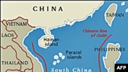 Quần đảo Hoàng Sa (Paracel Islands), Trường Sa (Spratly Islands)