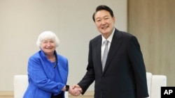 Bộ trưởng Tài chính Mỹ Janet Yellen được Tổng thống Hàn Quốc Yoon Seok Youl