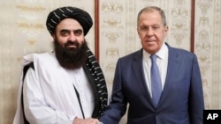 Taliban’ın Dışişleri Bakanı Emir Han Muttaki ve Rusya Dışişleri Bakanı Sergey Lavrov