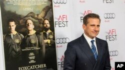 Steve Carell được đề cử giải Oscar cho nam diễn viên xuất sắc qua vai John Du Pont trong cuốn phim 'Foxcatcher'.