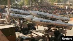 Tên lửa hành trình Brahmos.