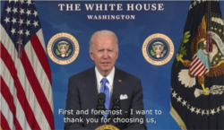 Tổng thống Hoa Kỳ Joe Biden phát biểu qua một video chúc mừng các tân công dân Mỹ tại buổi lễ hôm 27/5/2021. Photo Facebook USCIS.