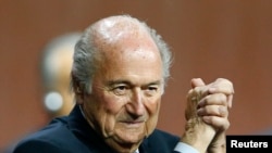 Chủ tịch FIFA Sepp Blatter sau khi được bầu lại tại Đại hội FIFA lần thứ 65 ở Zurich, Thuỵ Sĩ, 29/5/15