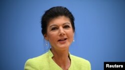 Sahra Wagenknecht yeni bir siyasi parti kuracağını Berlin'de düzenlediği basın toplantısıyla açıkladı - 23 Ekim 2023