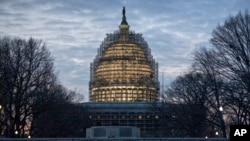 Điện Capitol ở Washington sáng sớm ngày 12 tháng 1 năm 2016, ngày Tổng thống Barack Obama đọc Thông điệp Liên bang.