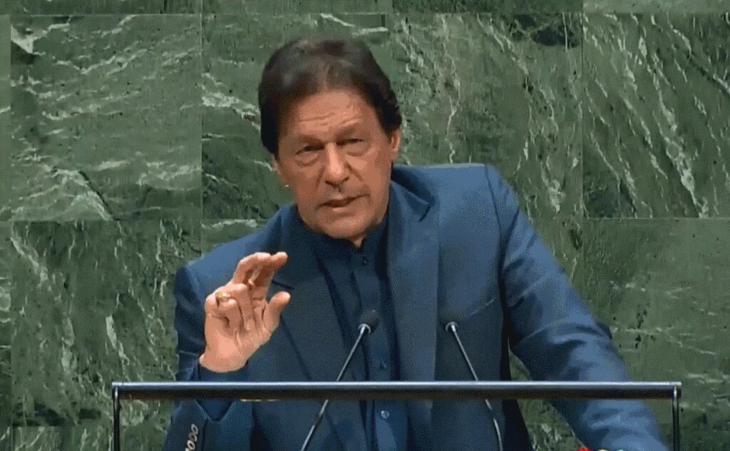 عمران خان کی خارجہ پالیسی میں اسلاموفوبیا، فلسطین اور کشمیر کے مسائل مرکزی نکات رہے &nbsp;اور ان موضوعات پر بین الاقوامی فورمز سے ان کی تقاریر کو ان کے حامیوں کی پذیرائی بھی ملی۔